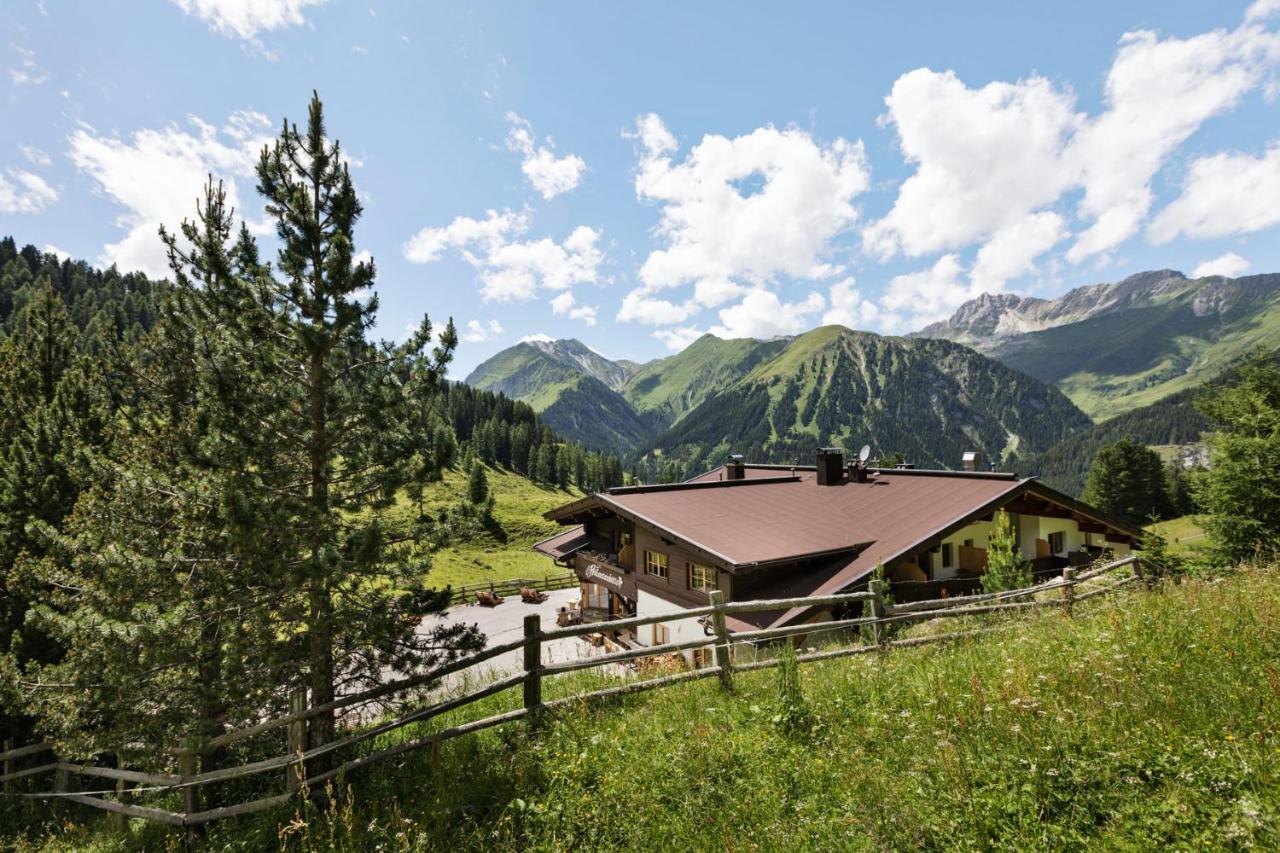 Отель Berggasthaus Hoellensteinhuette Тукс Экстерьер фото